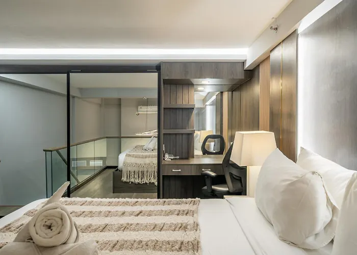 アパート Aster - Stylish Loft With Rooftop Pool & Sauna チャングー