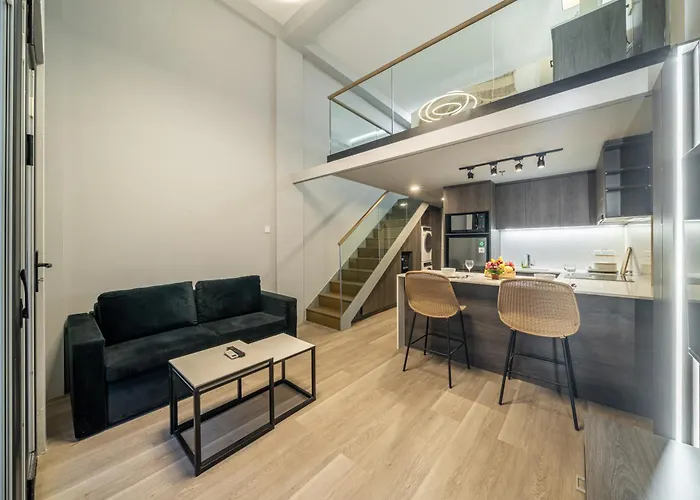 Aster - Stylish Loft With Rooftop Pool & Sauna * チャングー